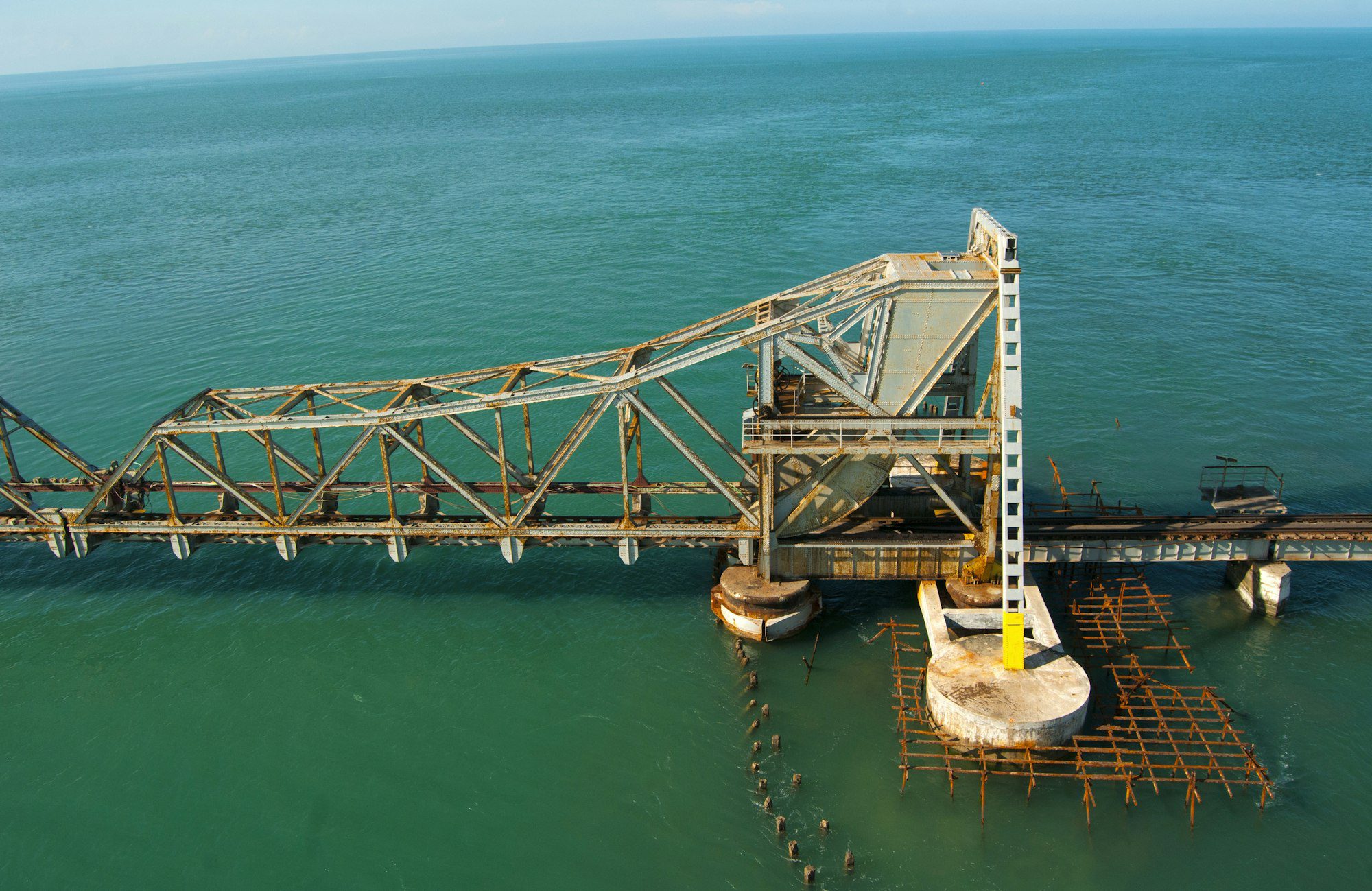 pamban bridge railway bridge to rameshwaram